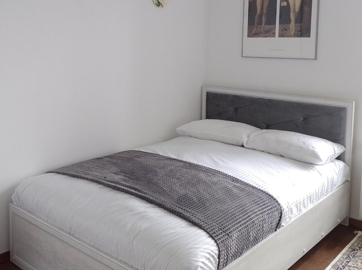 Premium Class Apartment, Free Parking, Maximum 5 Guests, 2 Bedrooms, 3 Beds Рига Екстер'єр фото