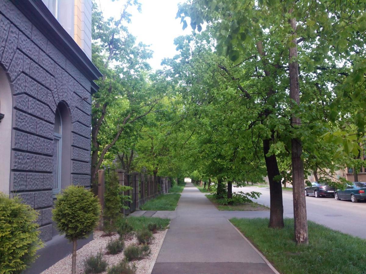 Premium Class Apartment, Free Parking, Maximum 5 Guests, 2 Bedrooms, 3 Beds Рига Екстер'єр фото